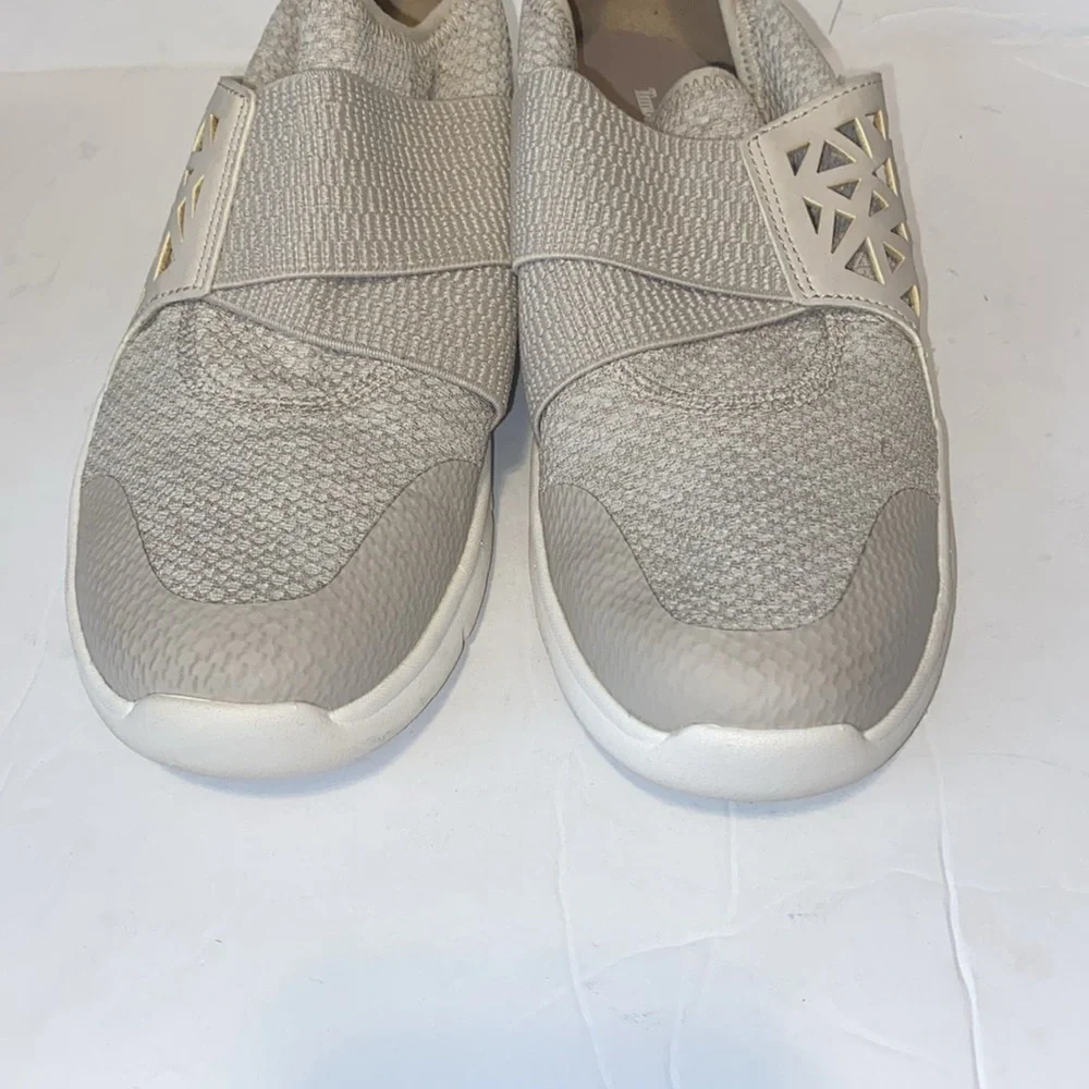 New Timberland Women's Boltero Slip on Trainers Oatmeal TBOA1ID2) Size US 8.5